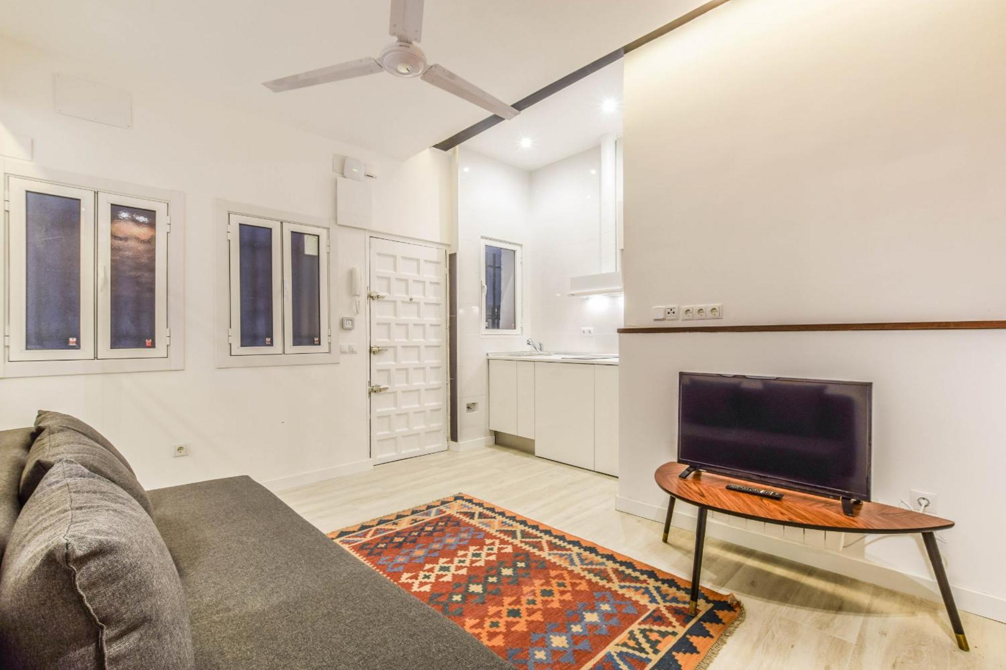 Acogedor Apartamento En Anton Martin Madrid Bagian luar foto